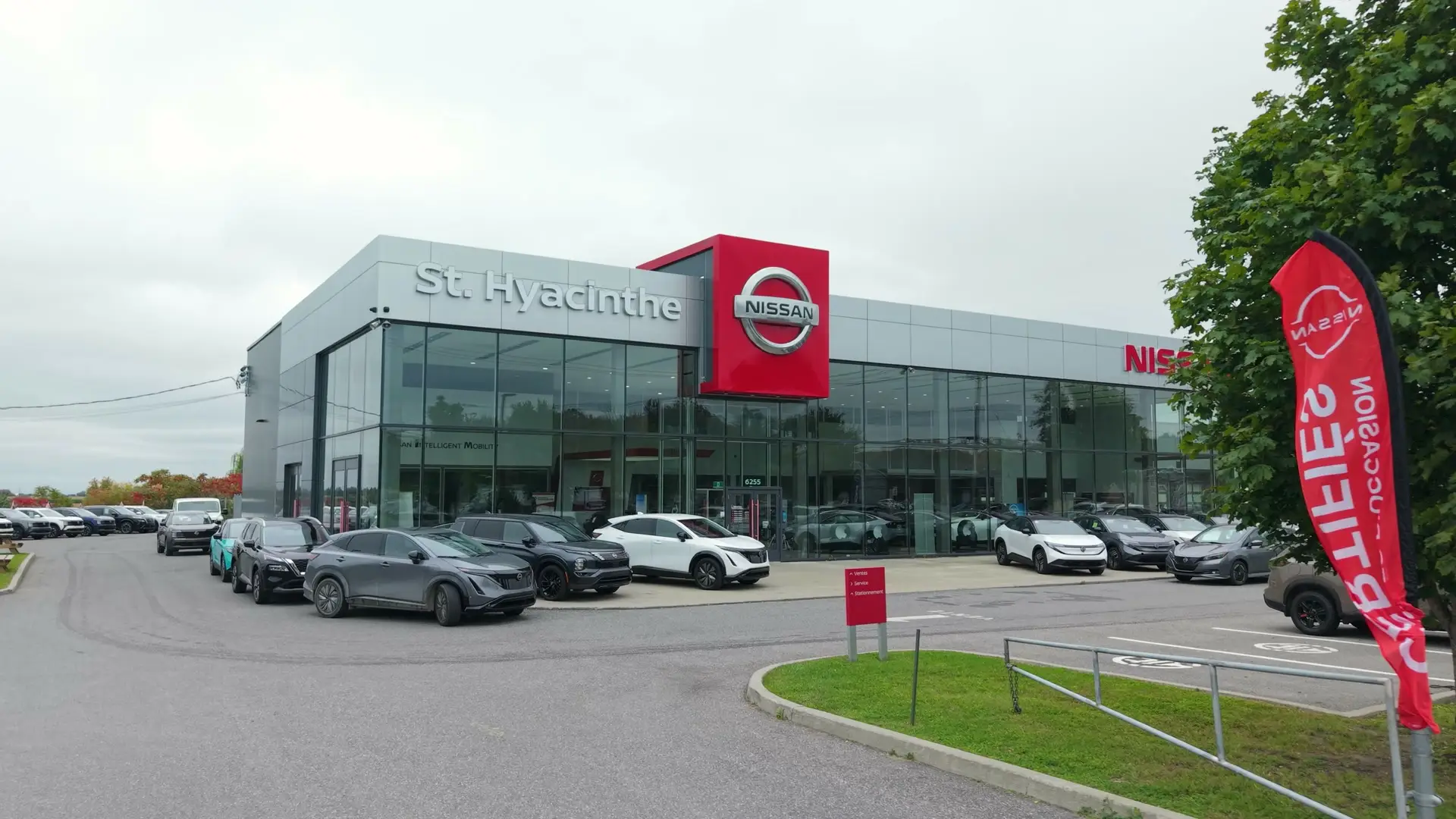 Vue aérienne de la concession Nissan de St-Hyacinthe du Groupe Beaucage
