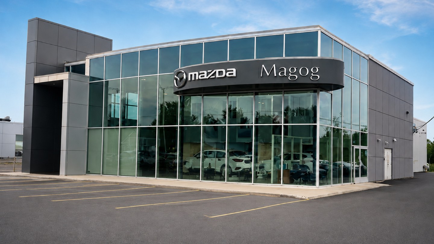 Façade de Mazda de Magog