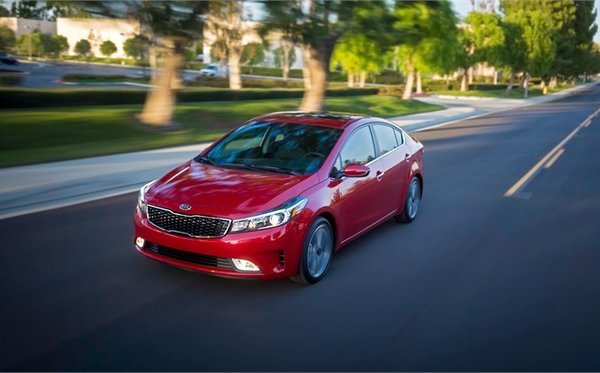 Read more about the article Kia Forte vs Honda Civic vs Toyota Corolla : une question de comportement