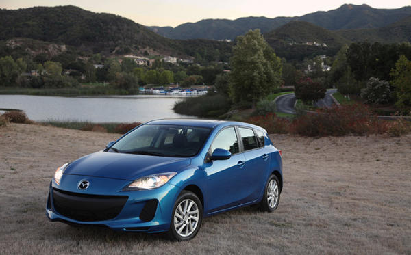 Read more about the article Mazda 3 2013 – Plus économique, mais tout aussi amusante à conduire