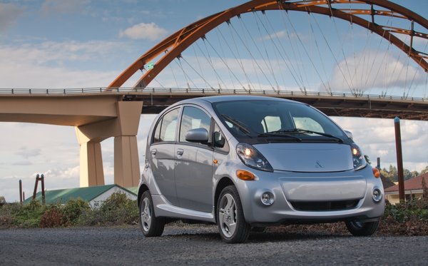 Read more about the article Voilà 10 ans que la Mitsubishi i-Miev a vu le jour