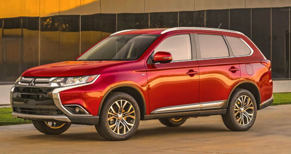 Read more about the article Le nouveau Mitsubishi Outlander 2016 dévoilé à New York