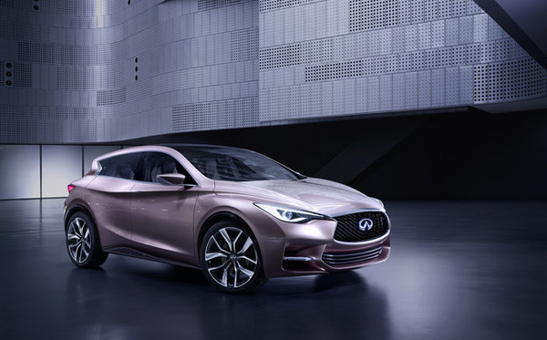 Read more about the article Infiniti annonce deux nouveaux modèles