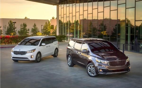 Read more about the article LA SEDONA 2015 DE KIA OBTIENT UNE COTE 5 ÉTOILES DE LA NHTSA