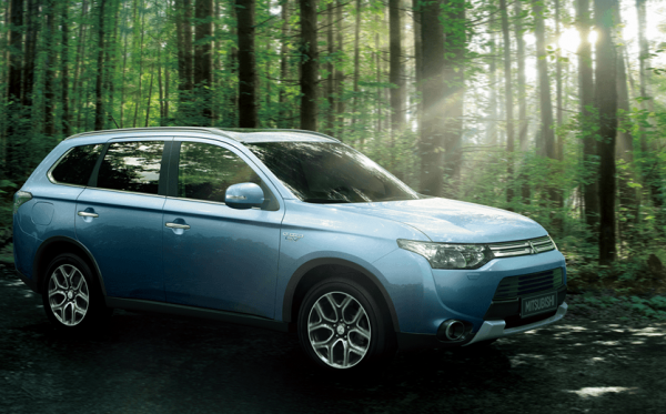 Read more about the article Mitsubishi présente l’Outlander PHEV Concept S au Mondial de Paris