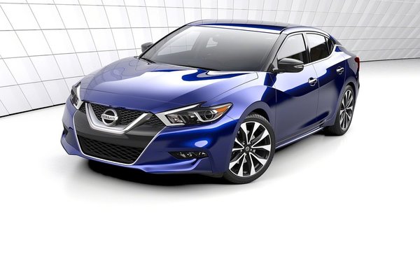 Read more about the article Ce qu’ils disent de la Nissan Maxima 2016