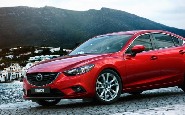 Read more about the article Prix de l’AJAC 2014 – Mazda6 – Voiture canadienne de l’année 2014
