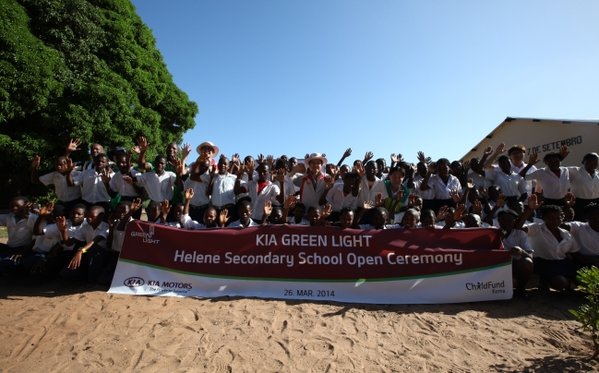 Read more about the article Le programme Kia Green Light ouvre une école au Mozambique