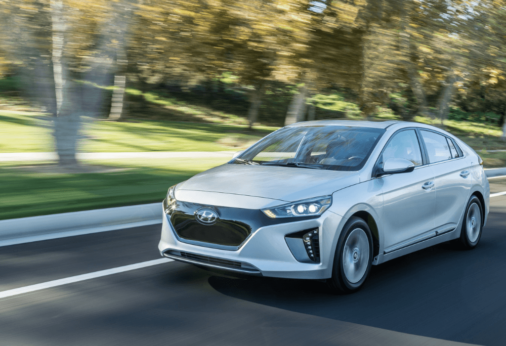Read more about the article Hyundai Ioniq 2020 : Plus intéressante que la Chevrolet Bolt