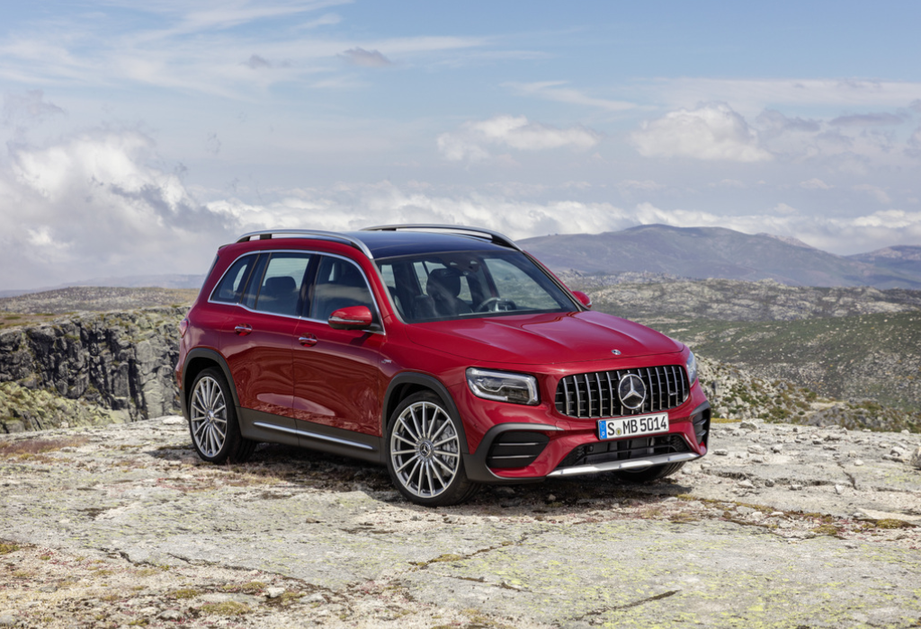 Read more about the article Mercedes-Benz GLB : une vedette montante en 2020