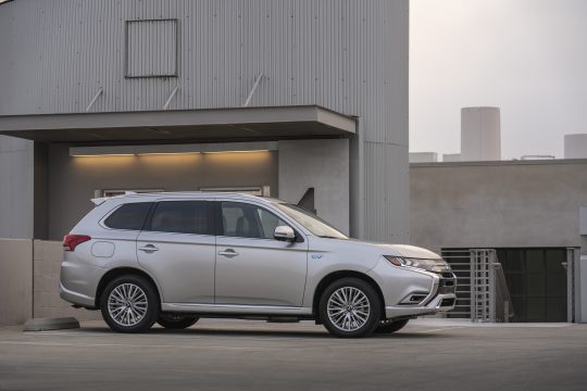 Mitsubishi Outlander PHEV : un VUS qui fera des petits