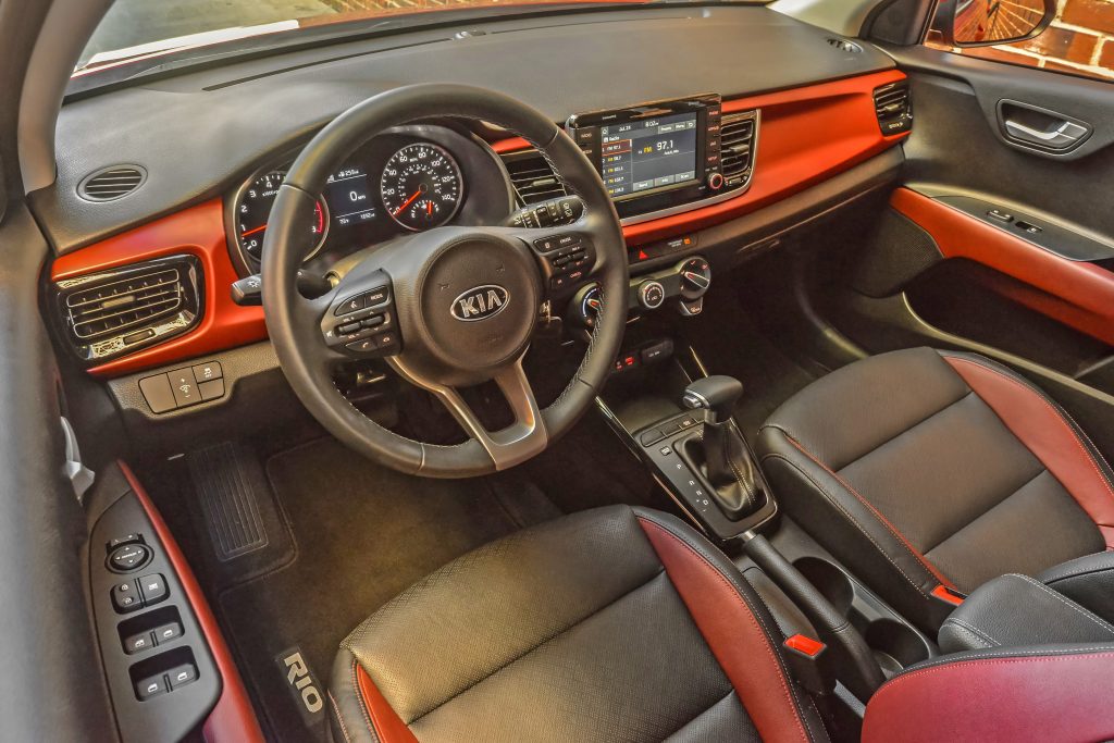 Kia rio 2020 1