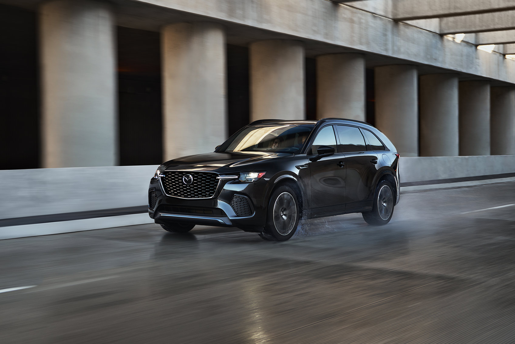 Read more about the article Le nouveau Mazda CX-70 2025 – Tout ce que vous devez savoir