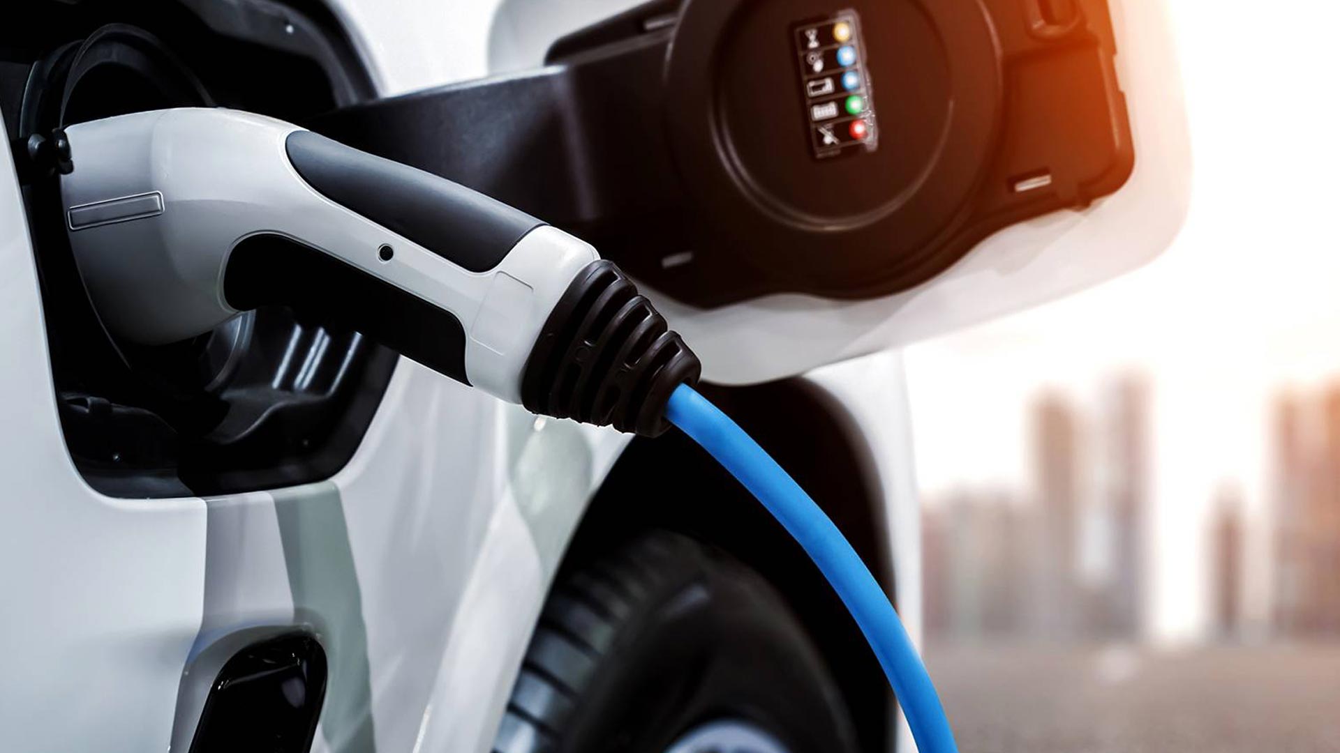 Read more about the article Subventions pour véhicules électriques : voici le portrait pour 2024 à 2027